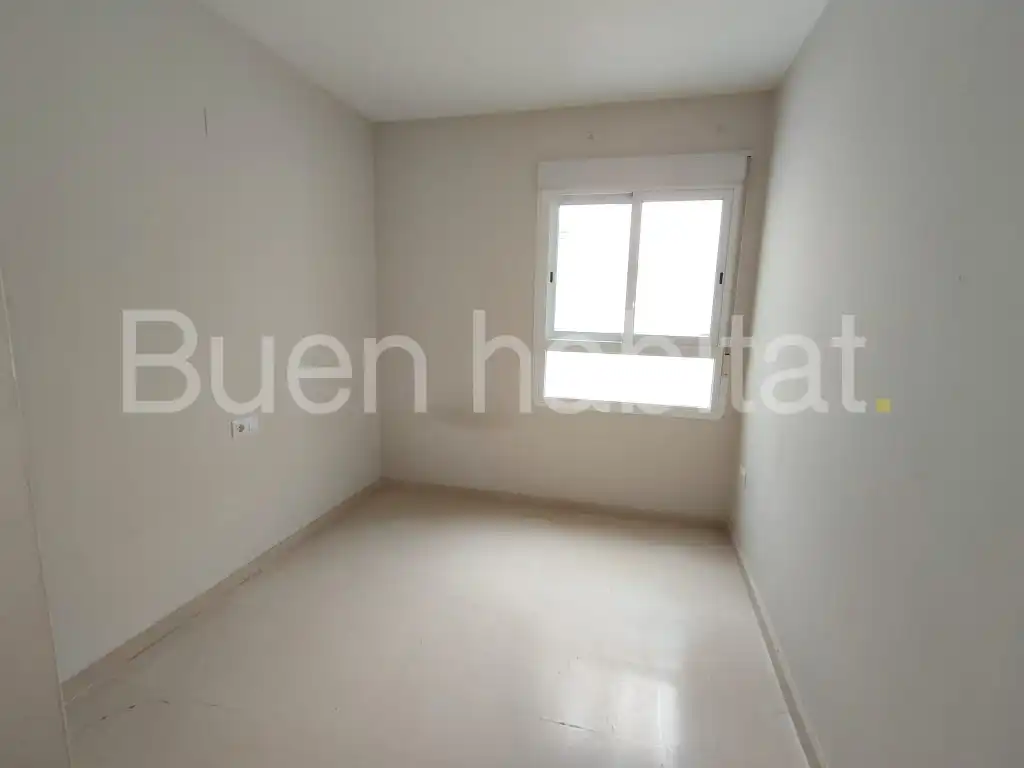 Schlafzimmer von Wohnung zum Verkauf in Foios