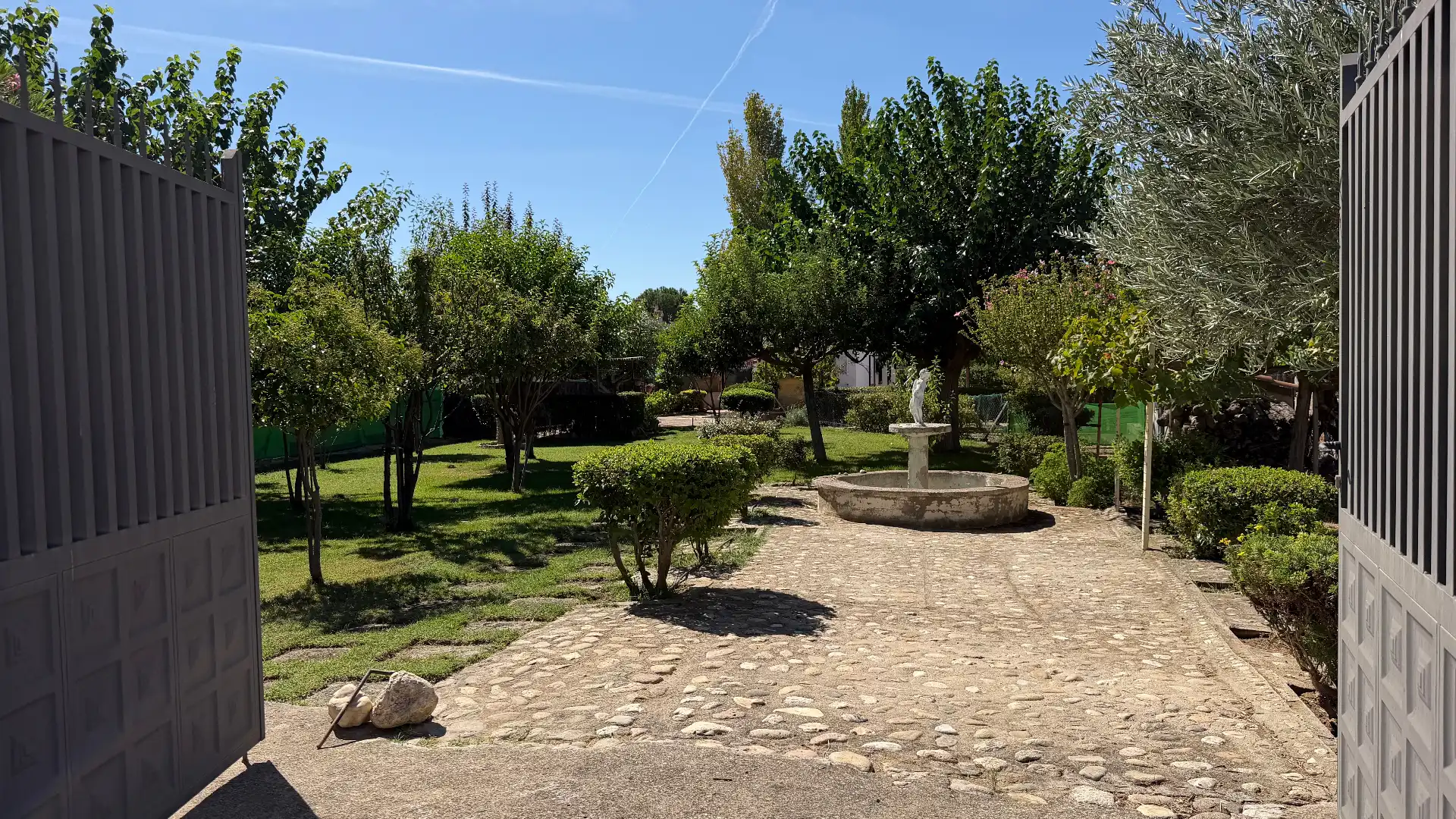 Residential land for sale in Calle Río Záncara 10, imagen 3