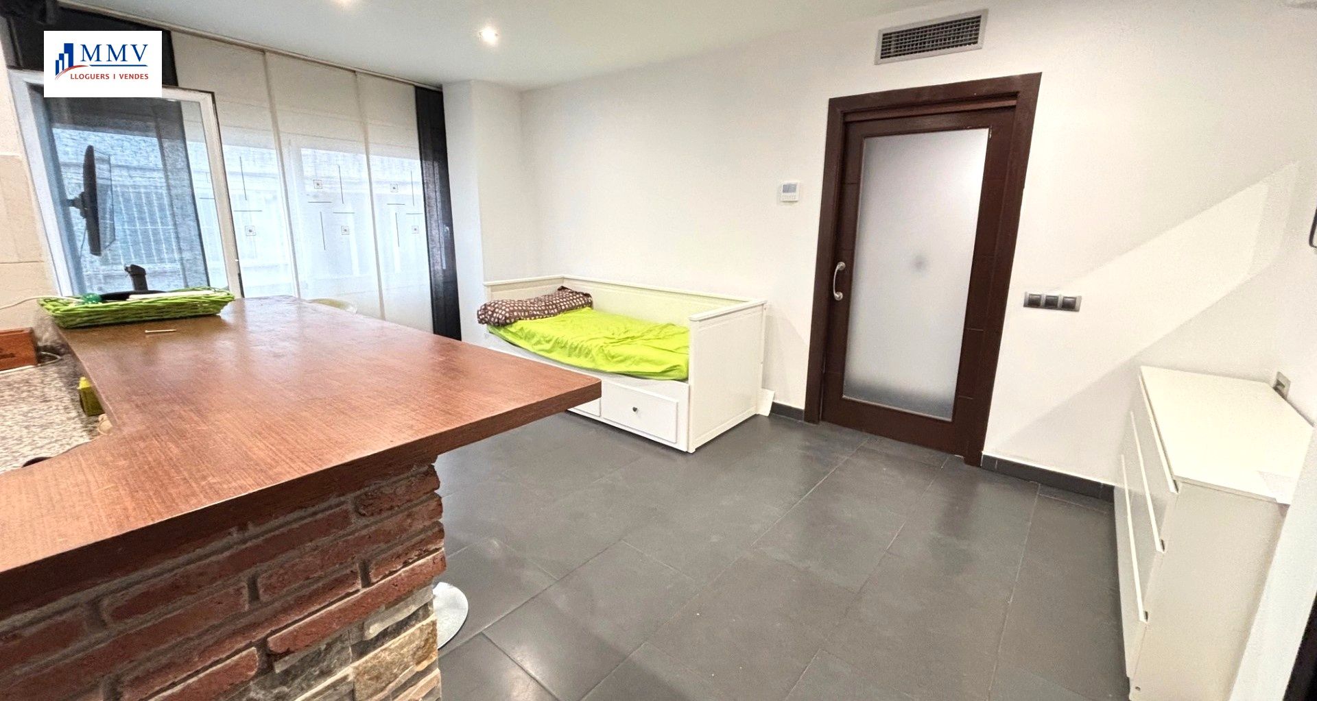 Flat for sale in Lloret de Mar  with Air Conditioner, Heating and Furnished