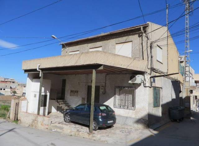 Piso en Venta en Calle SIERRA ESPUÑA , 4 en Santa María de Gracia