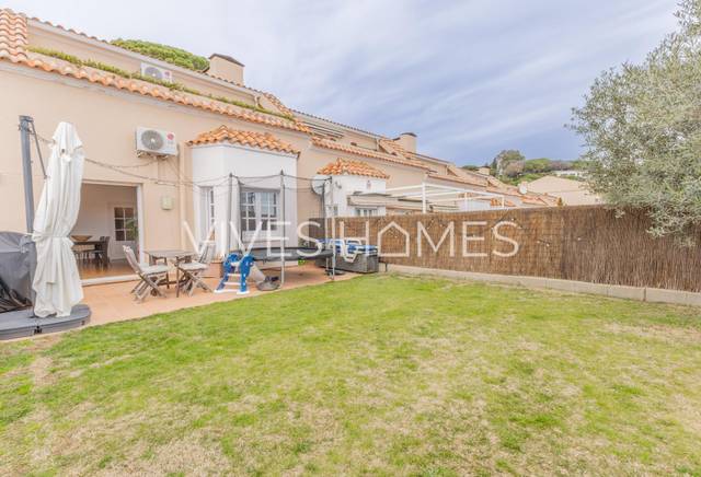 Casa adosada en Venta en Sant Vicenç Centre
