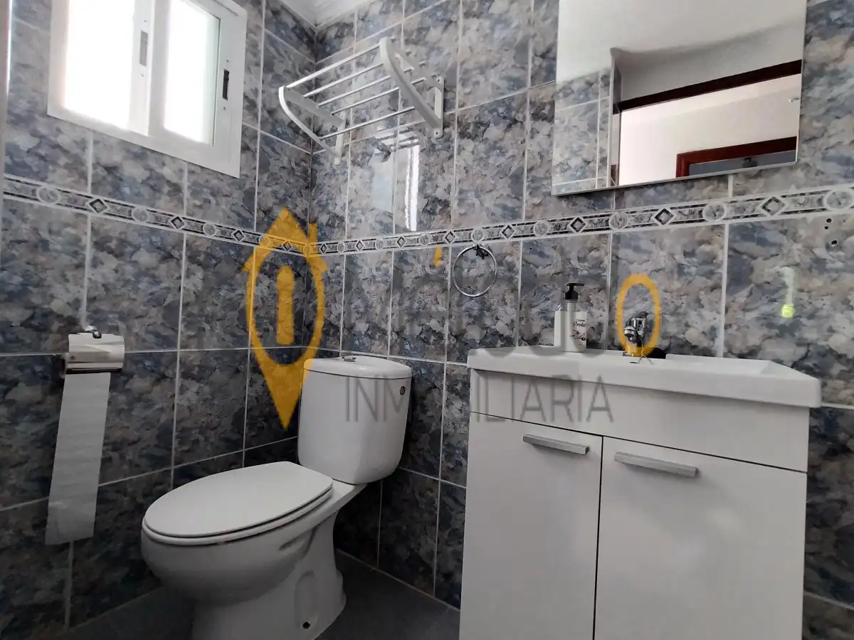 Bathroom of Detached homes for sale in Sevilla  with Air Conditioner and Terrace