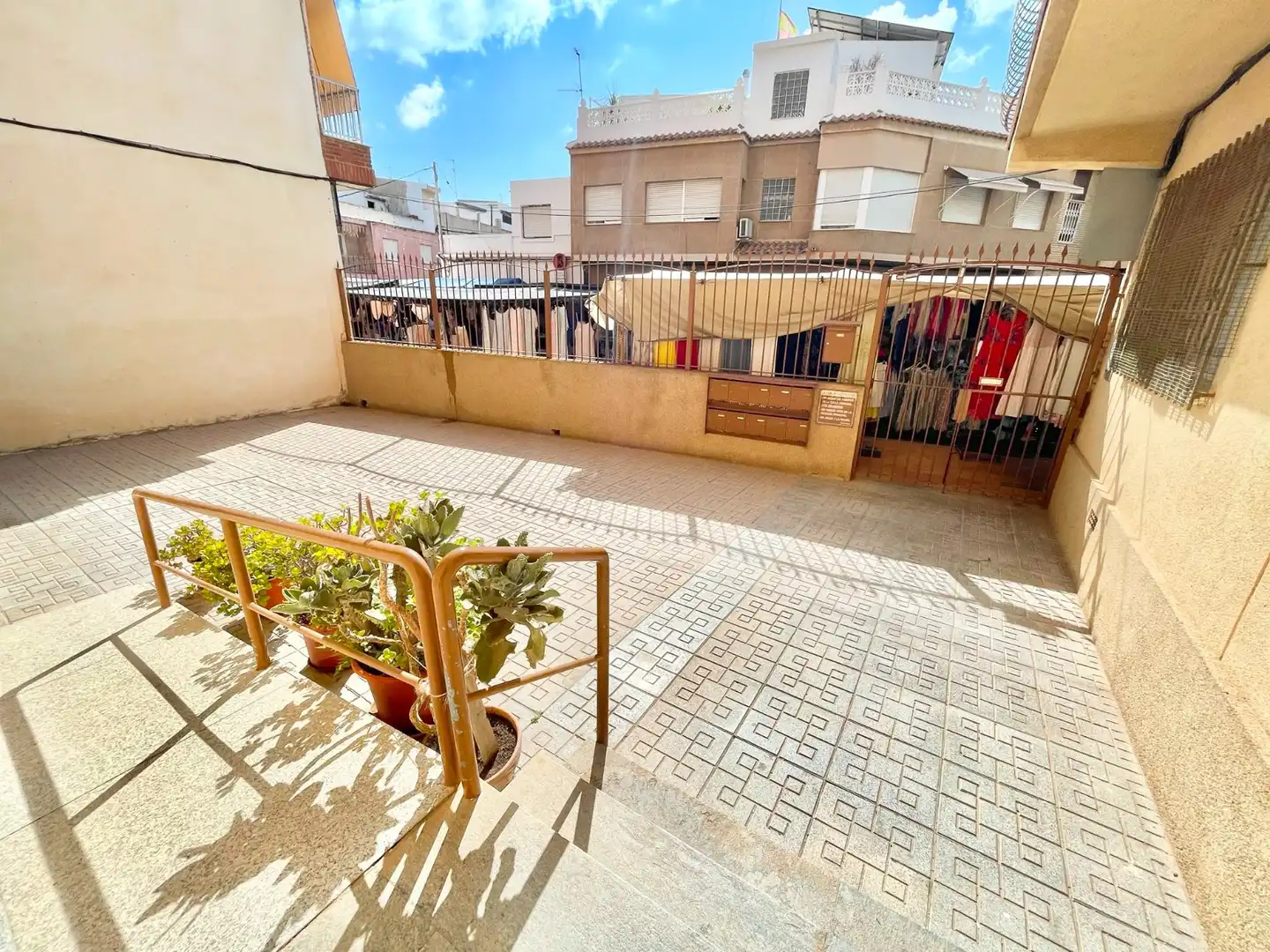 Terrasse von Erdgeschoss zur Miete in San Pedro del Pinatar mit Möbliert, Waschmaschine und Mikrowelle