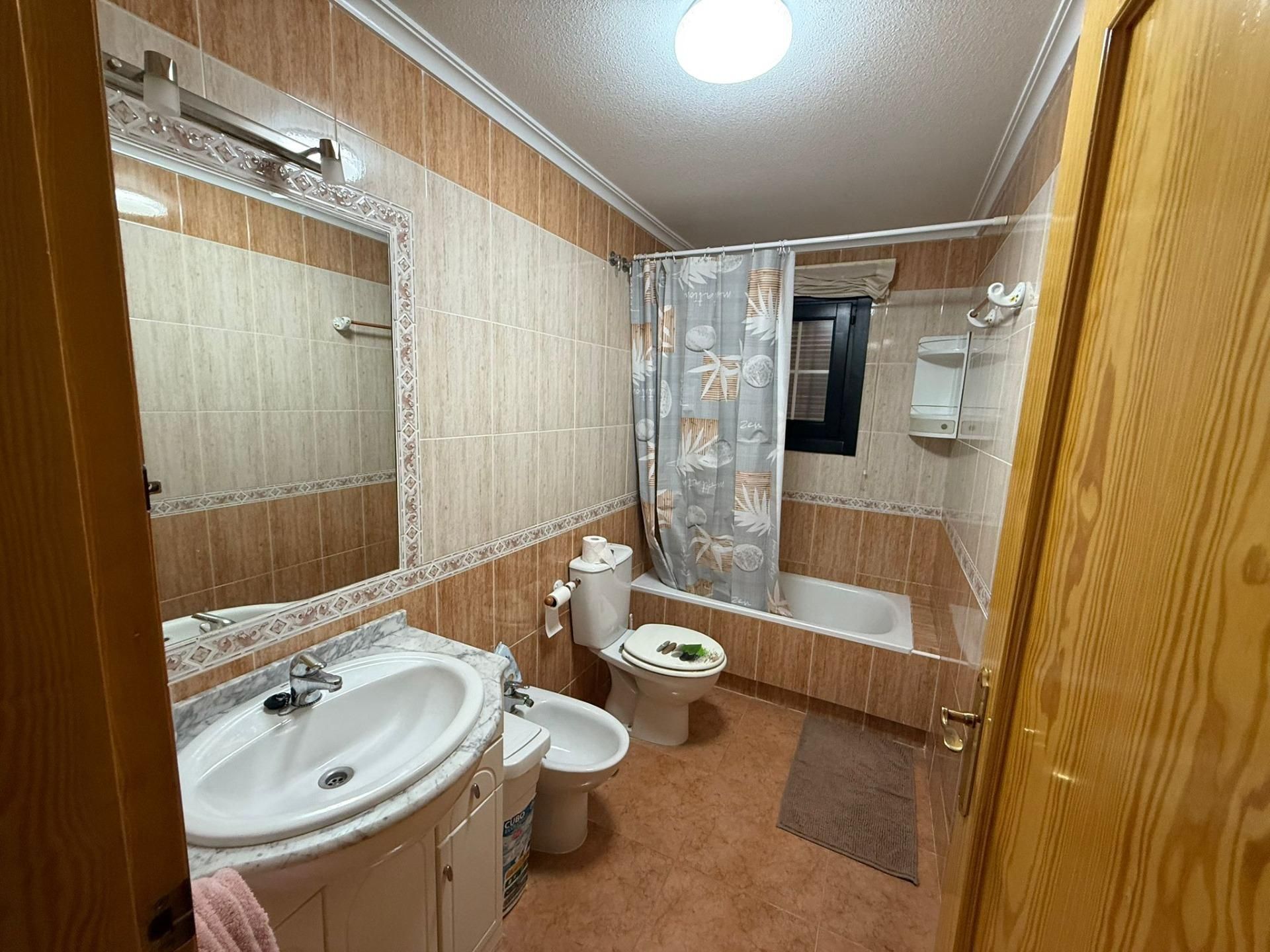 Bathroom of Single-family semi-detached to rent in Los Alcázares