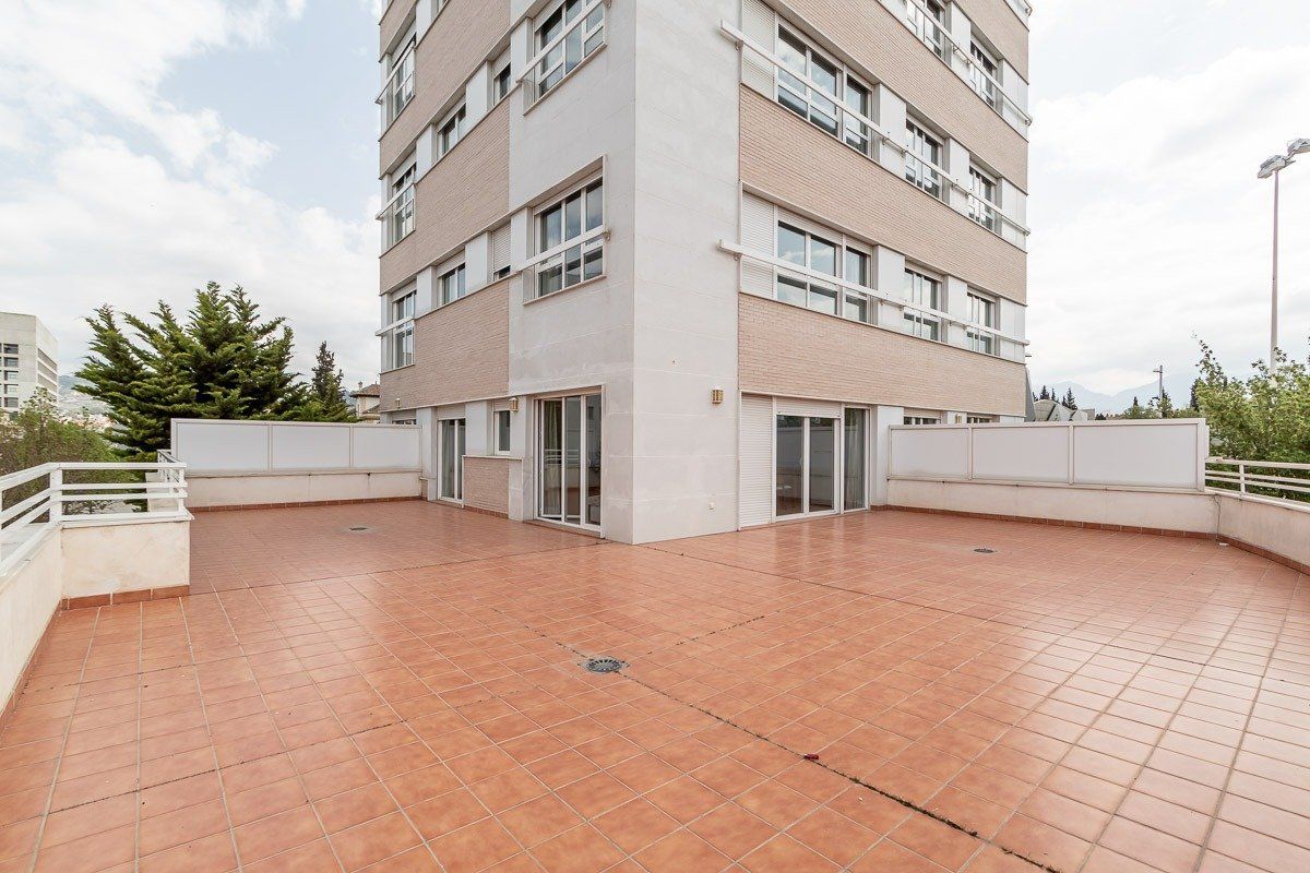 Exterior view of Flat to rent in  Granada Capital  with Heating and Terrace
