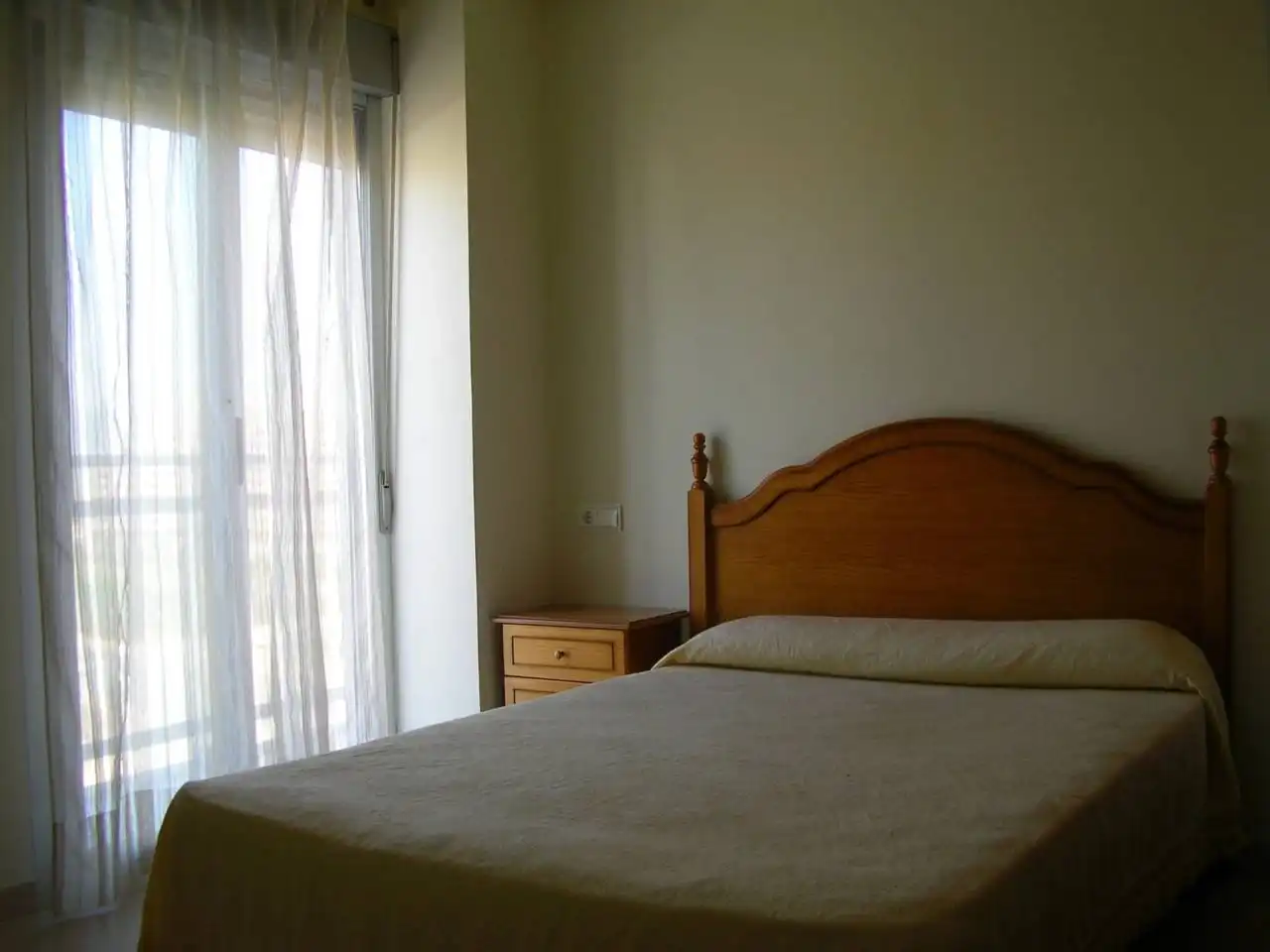 Bedroom of Flat for sale in Oropesa del Mar / Orpesa  with Air Conditioner, Terrace and Furnished
