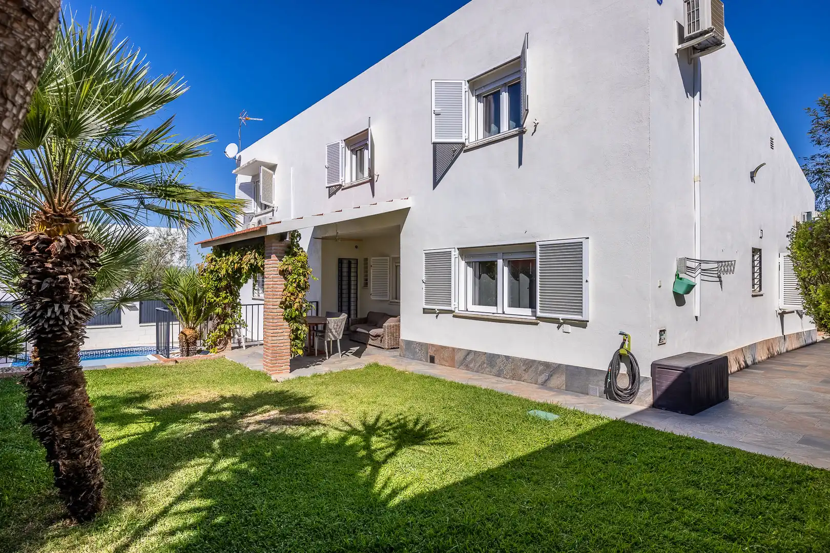 Exterior view of Houses for sale in Espartinas  with Air Conditioner, Heating and Swimming Pool