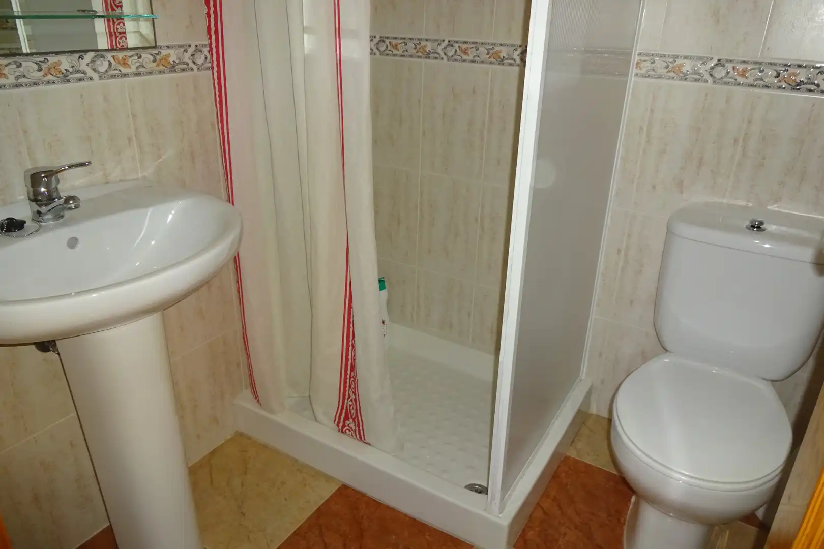 Baño de Casa adosada en venta en Garrucha con Terraza, Amueblado y Piscina comunitaria