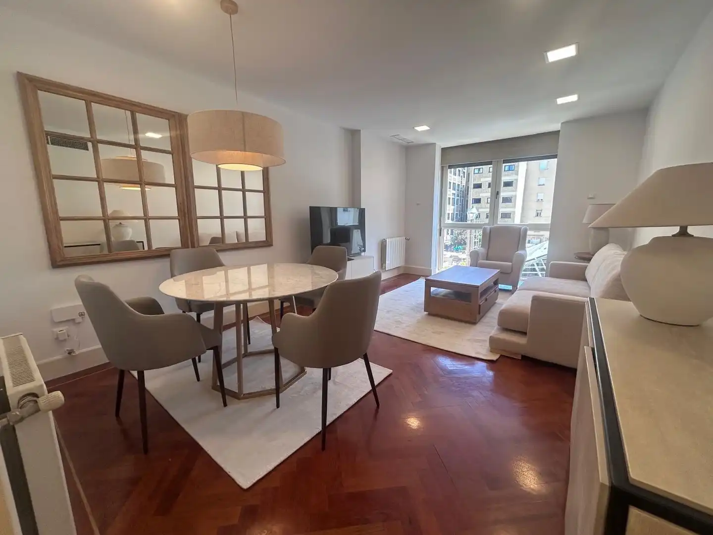 Sala de estar de Piso de alquiler en Madrid con Aire acondicionado, Calefacción y Parquet