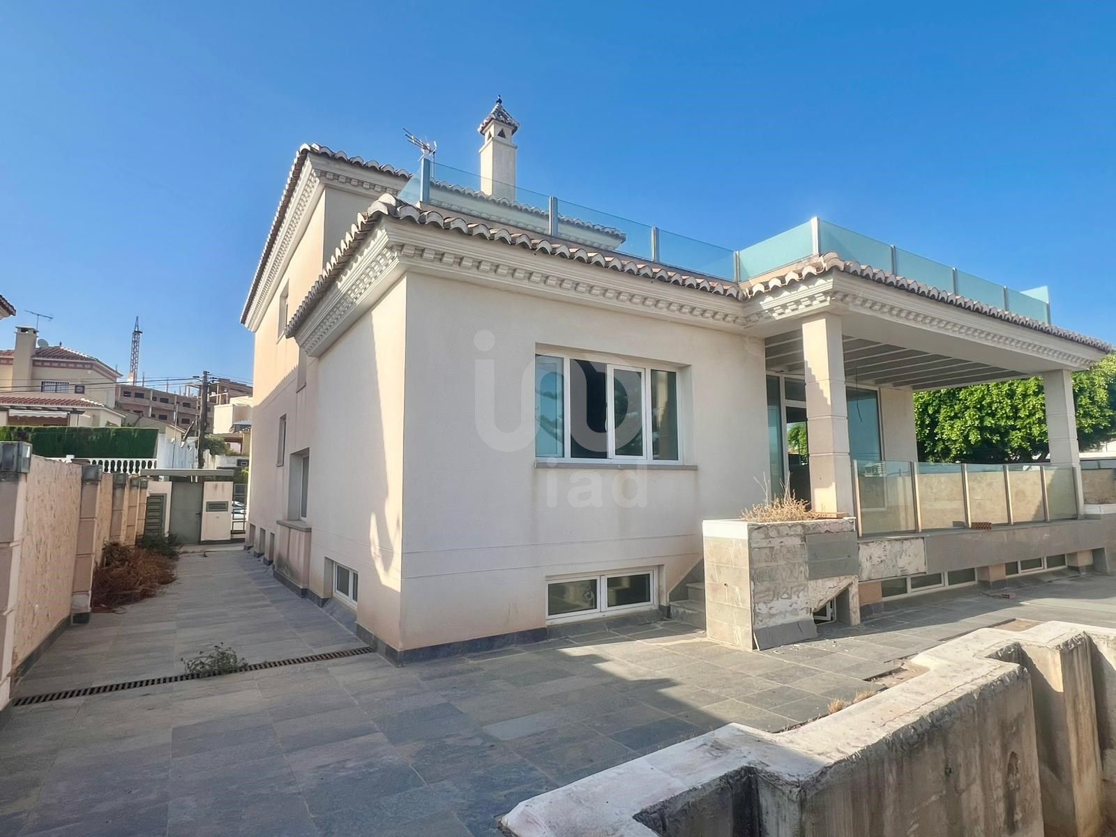 Vista exterior de Casa adosada en venta en Rincón de la Victoria con Aire acondicionado, Calefacción y Terraza