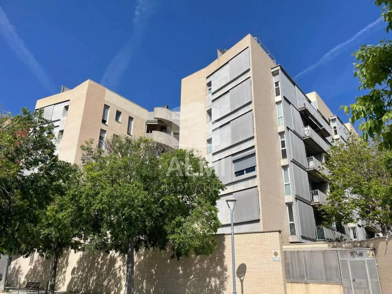 Vista exterior de Piso en venta en Barcelona con Aire acondicionado, Calefacción y Parquet