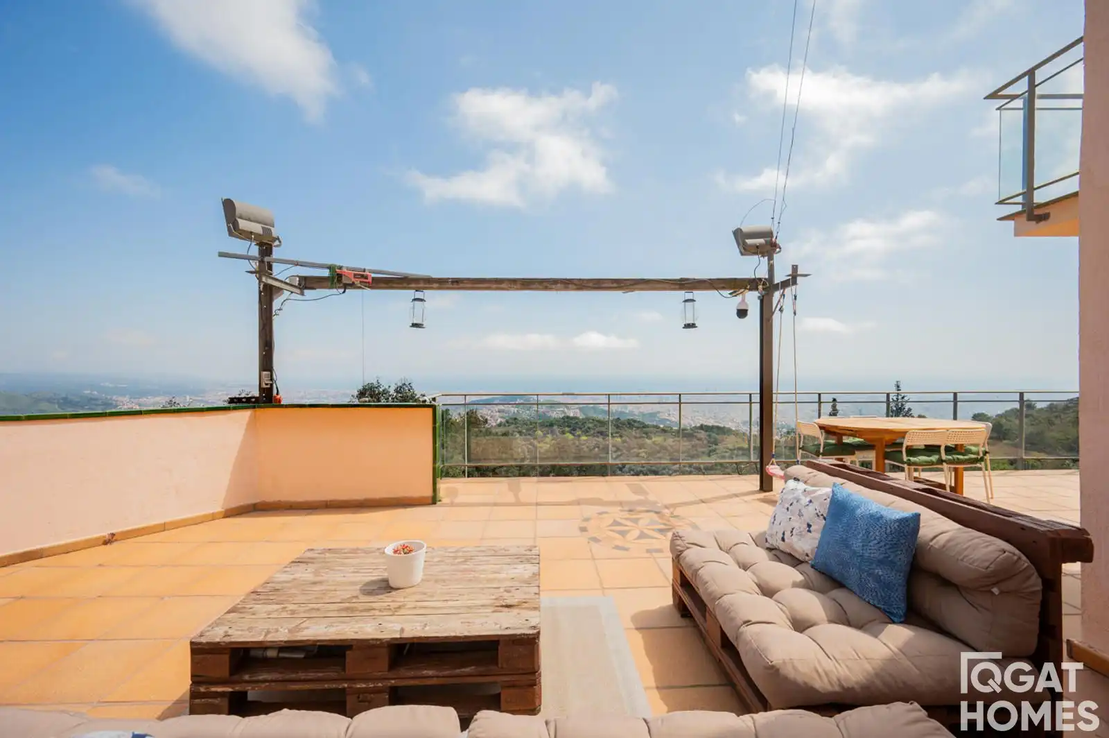 Terrassa de Casa o xalet en venda en Barcelona amb Aire condicionat, Calefacció i Jardí privat