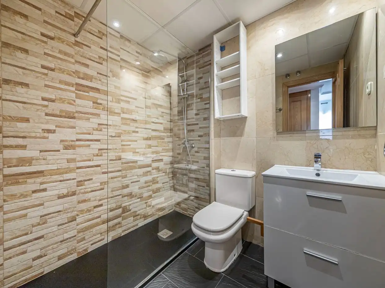 Apartament amb piscina de lloguer a ROBLEDILLO 21, imagen 8