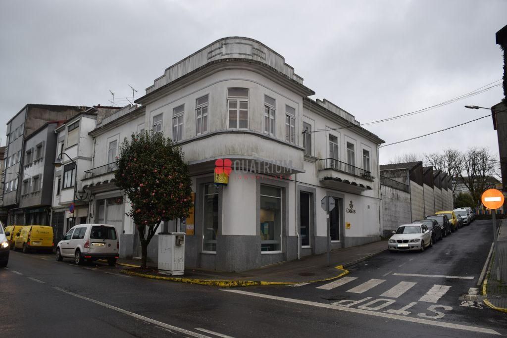 Vista exterior de Pis en venda en Arzúa amb Calefacció, Terrassa i Traster