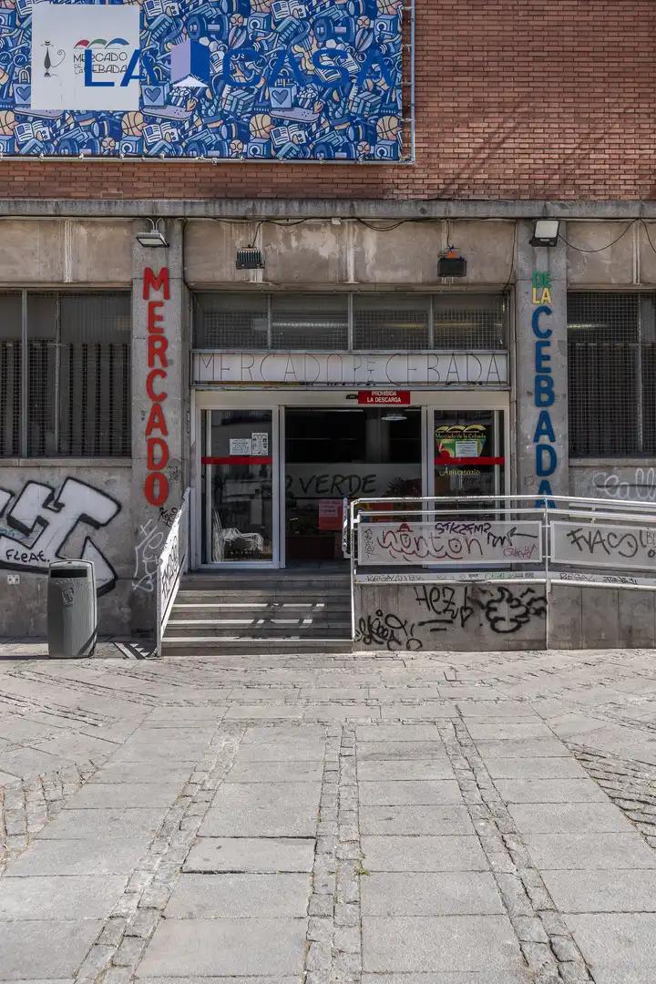 Local comercial en traspàs a Plaza de la Cebada, imagen 23