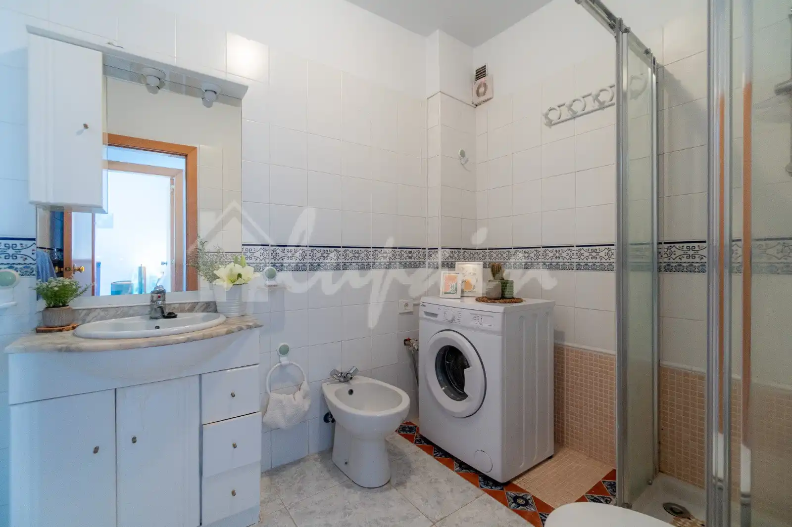 Baño de Apartamento en venta en Guía de Isora con Calefacción
