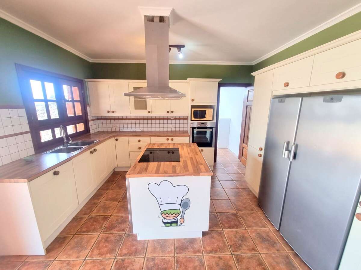 Kitchen of House or chalet for sale in Yaiza  with Private garden, Terrace and Swimming Pool