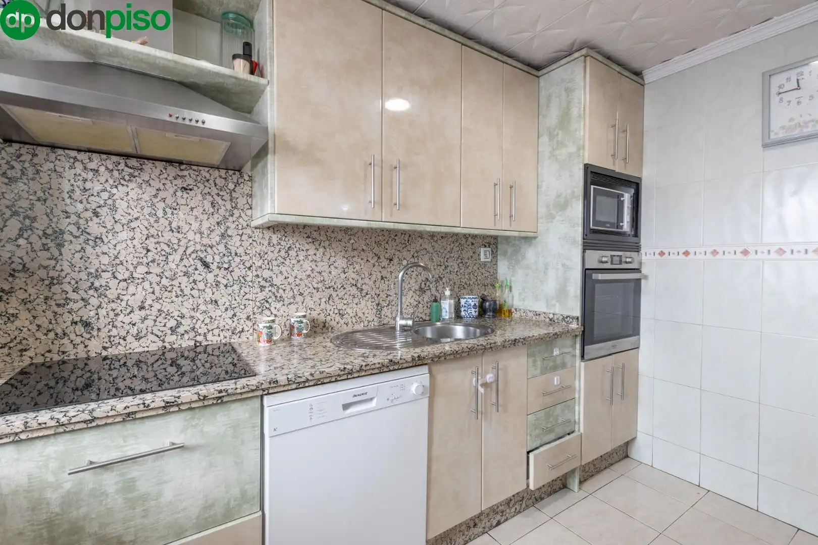 Kitchen of Detached homes for sale in Armilla  with Air Conditioner, Heating and Terrace