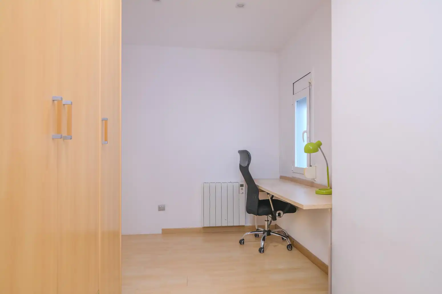 Bedroom of Flat for sale in La Roureda