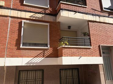 Wohnung mit Balkon zum Verkauf in El Mercado - Plaza de Toros