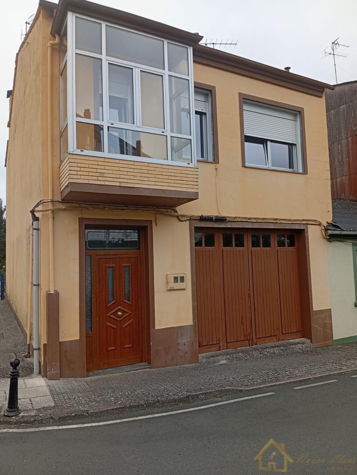 Vista exterior de Casa o chalet en venta en Lugo Capital con Calefacción y Amueblado