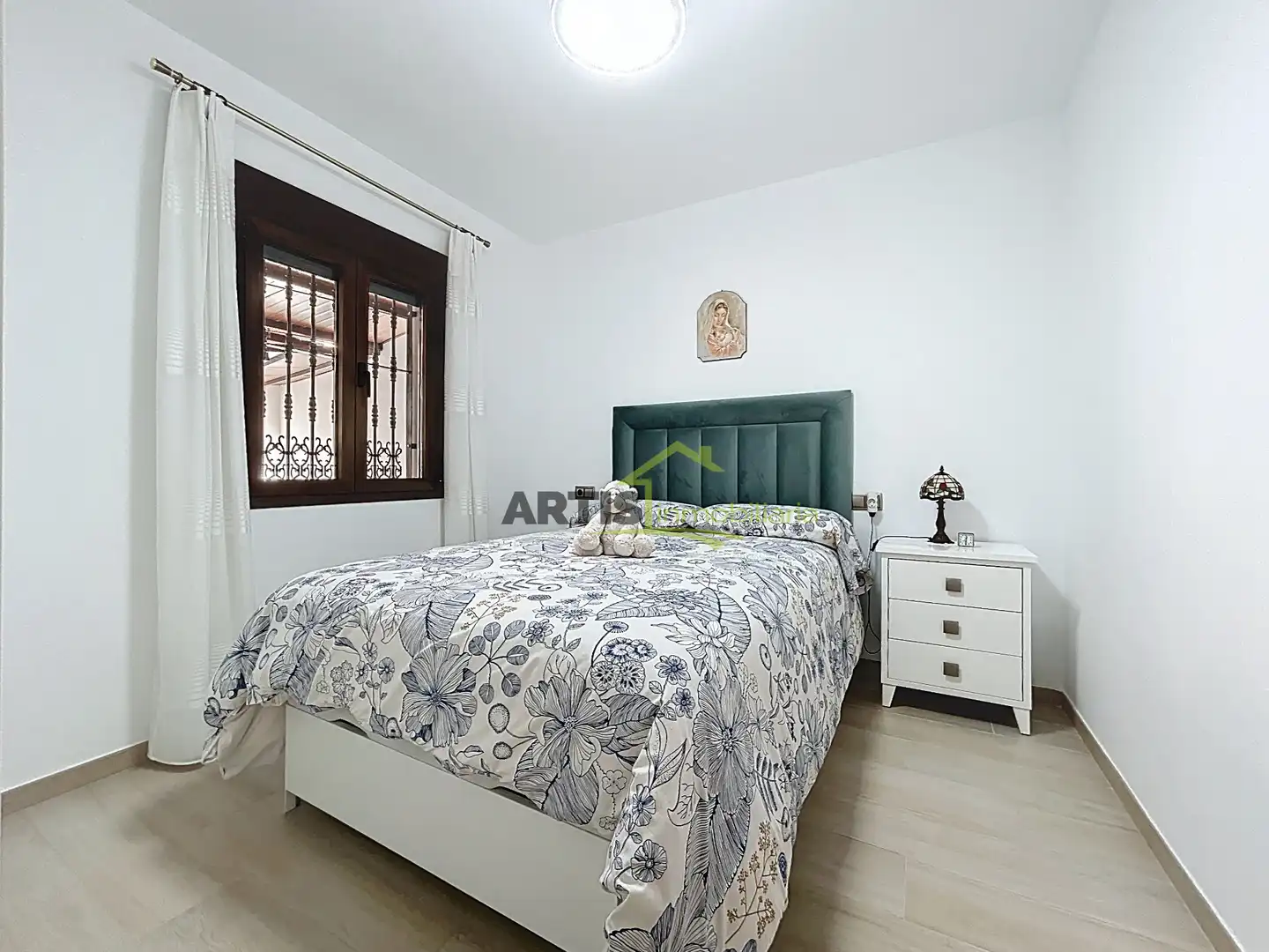 Dormitori de Casa o xalet en venda en Puente Genil amb Aire condicionat, Terrassa i Traster