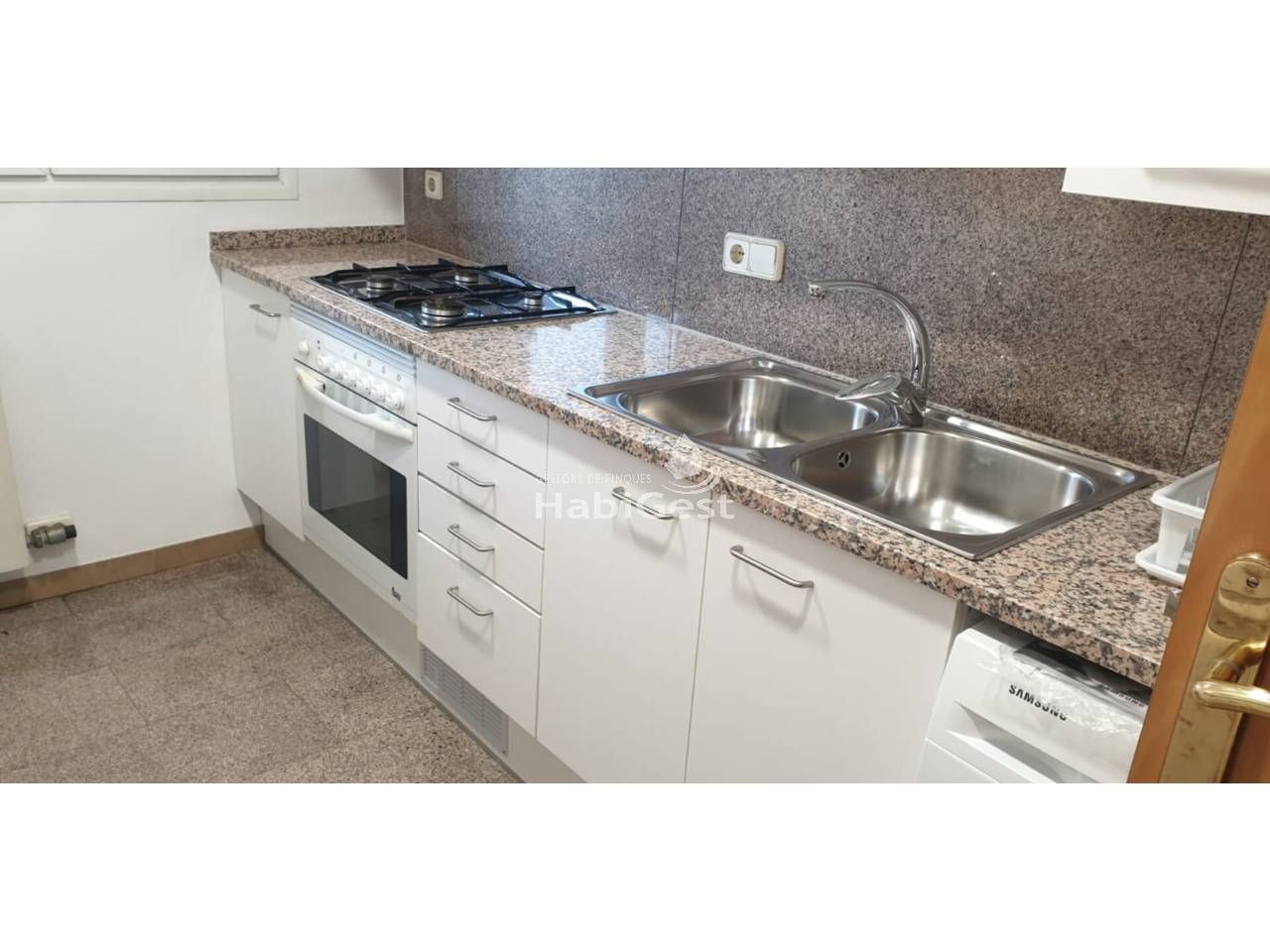 Flat to rent in MIGDIA , Eixample Sud – Migdia, Girona Capital