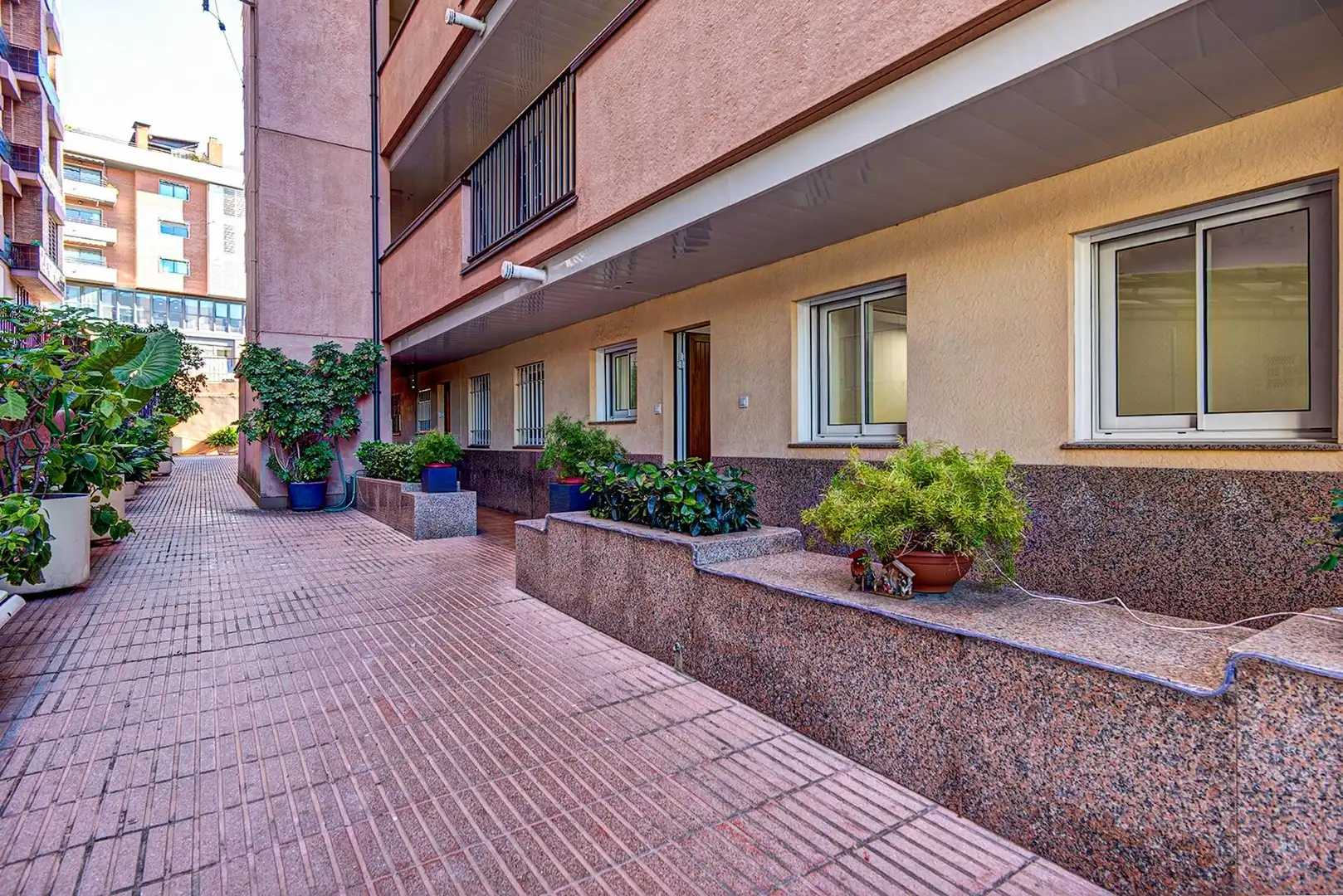 Vista exterior de Planta baja en venta en Tarragona