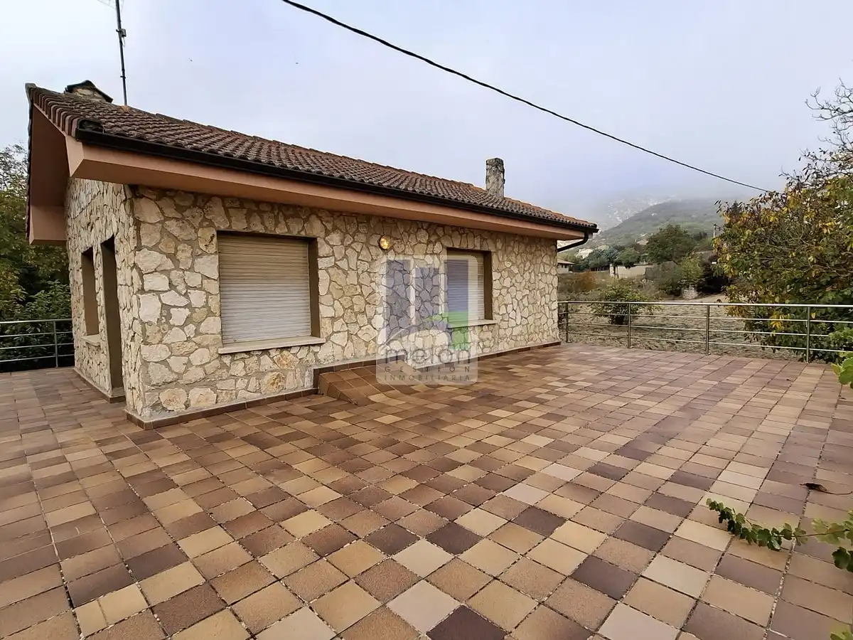 Casa o chalet en venta en VALDENOCEDA, Merindad de Valdivielso