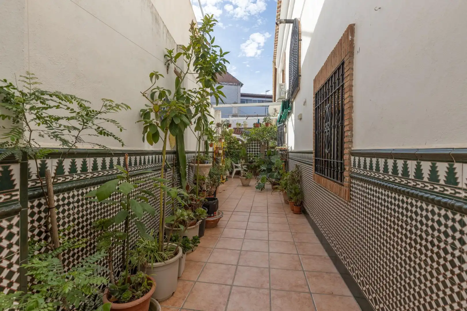 Vista exterior de Casa o chalet en venta en Las Gabias con Calefacción, Trastero y Balcón