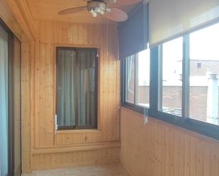 Bedroom of Flat to rent in Fuenlabrada  with Air Conditioner and Heating