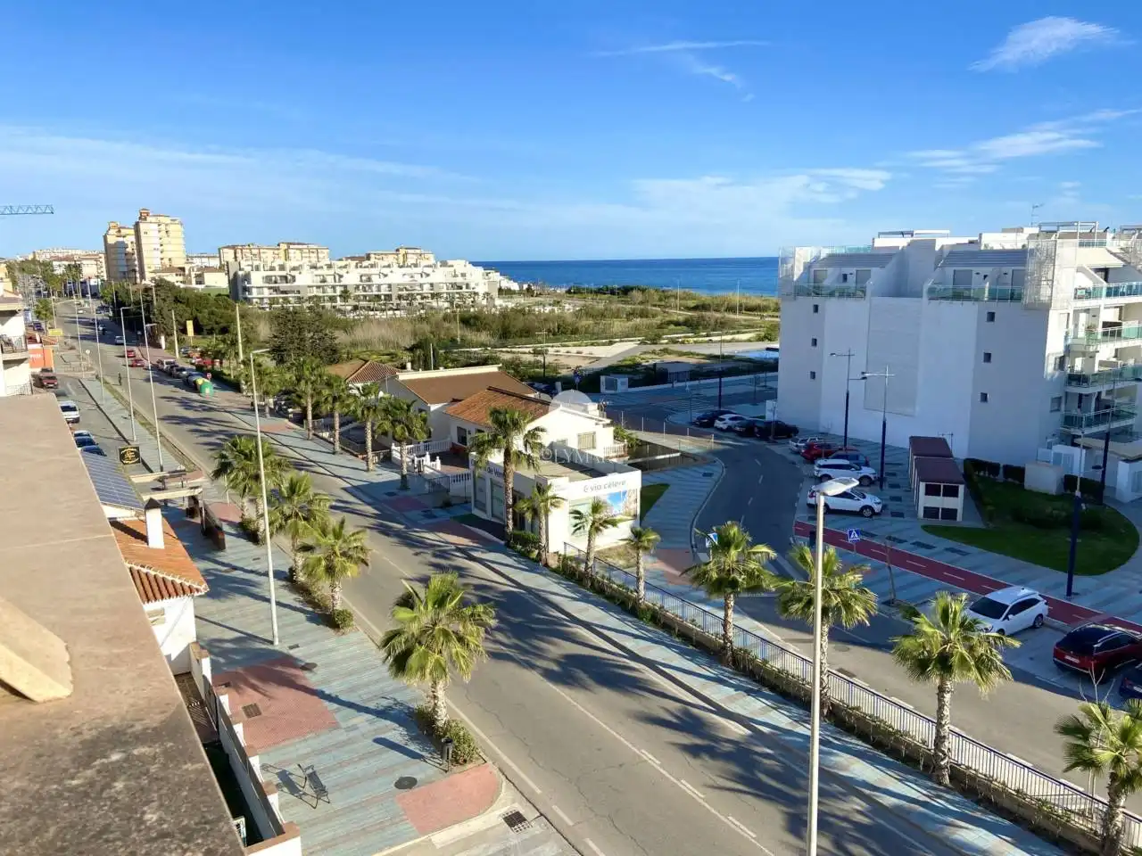 Vista exterior de Àtic de lloguer en Torrox amb Terrassa i Moblat