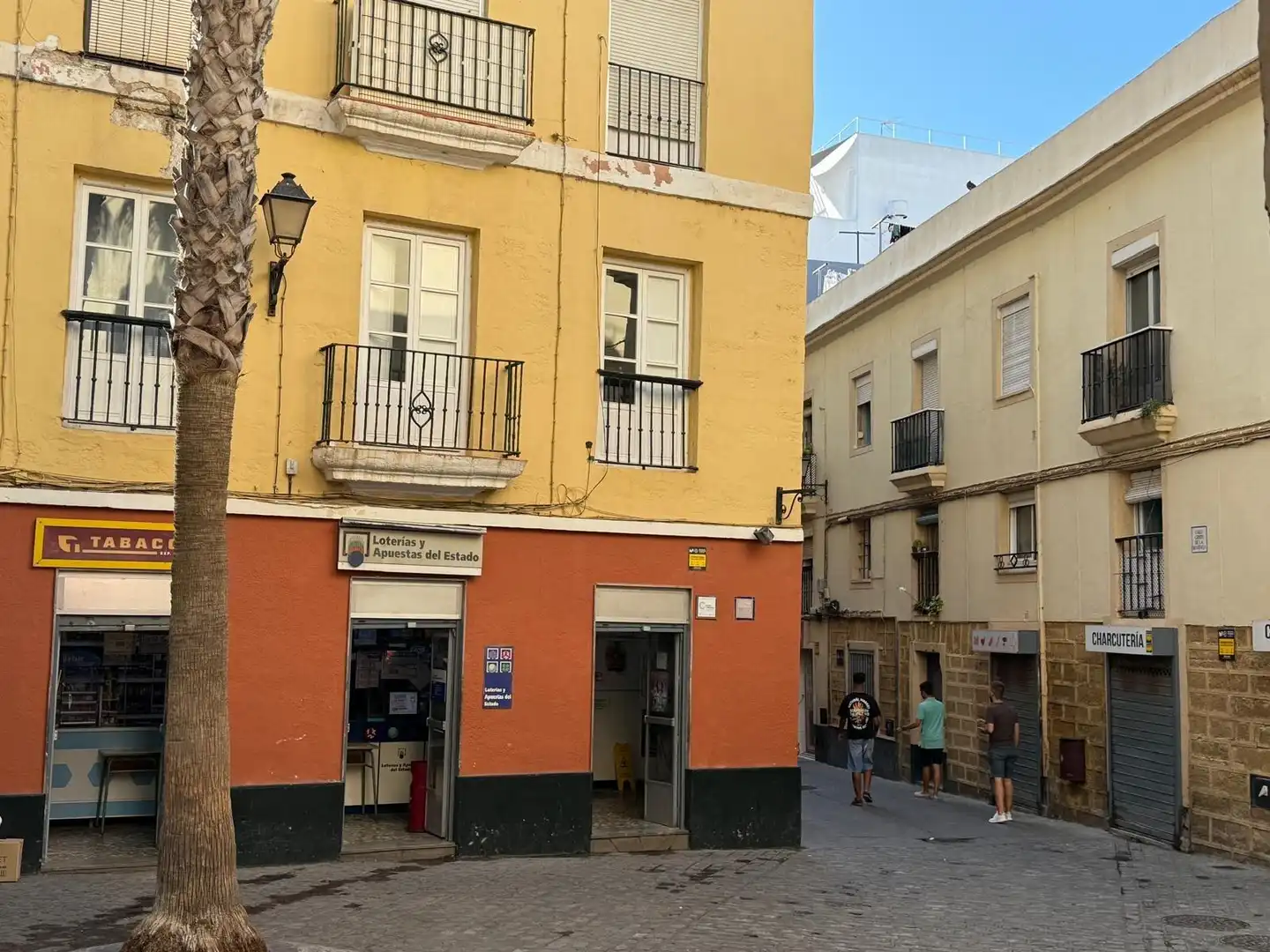 Vista exterior de Piso en venta en Cádiz