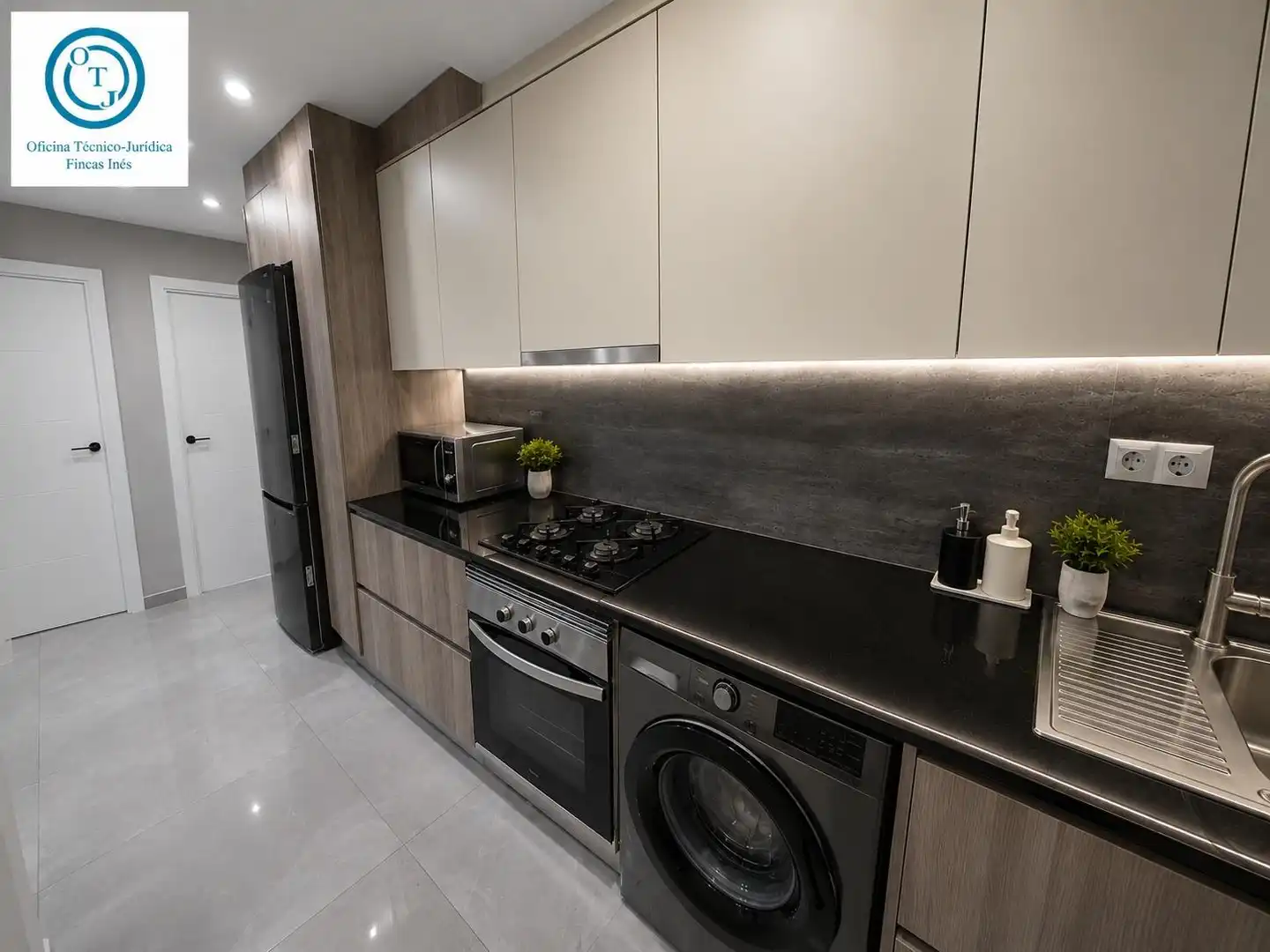 Cocina de Piso de alquiler en Mollet del Vallès con Aire acondicionado y Balcón