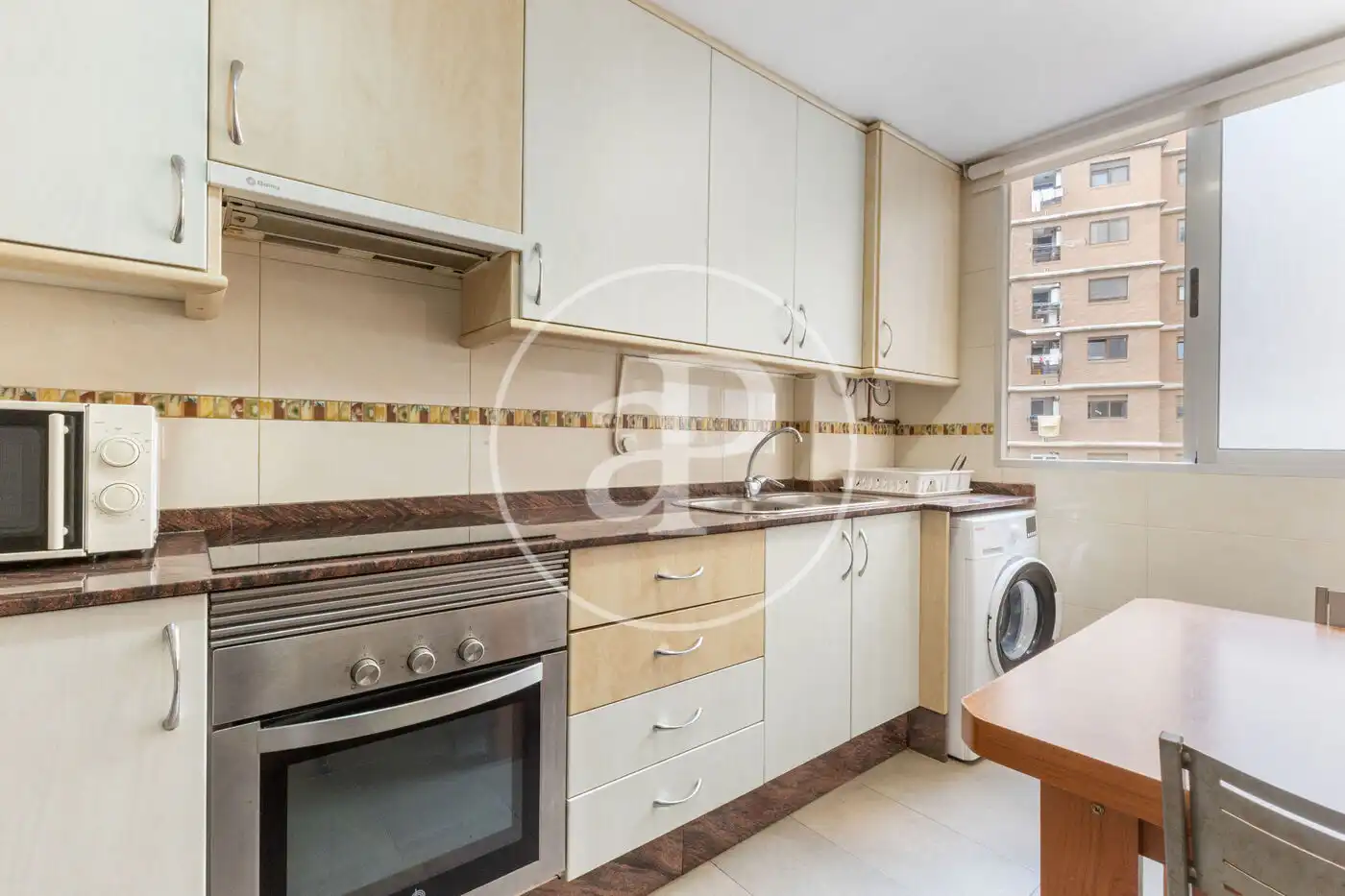 Cocina de Piso de alquiler en Valencia con Aire acondicionado, Calefacción y Terraza