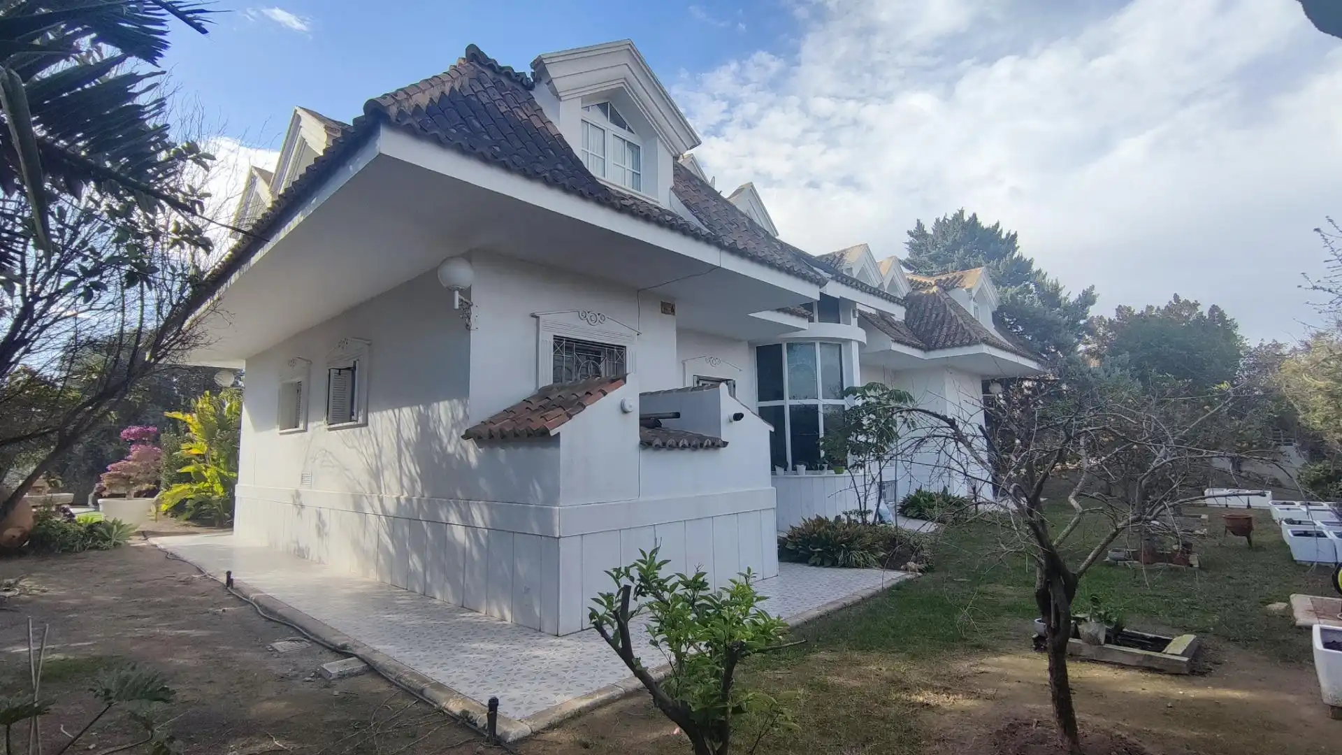 Exterior view of Houses for sale in San Vicente del Raspeig / Sant Vicent del Raspeig  with Air Conditioner, Heating and Private garden