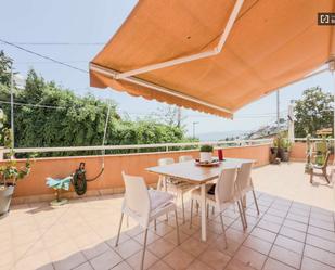 Terrassa de Apartament per a compartir en Esplugues de Llobregat amb Aire condicionat i Terrassa