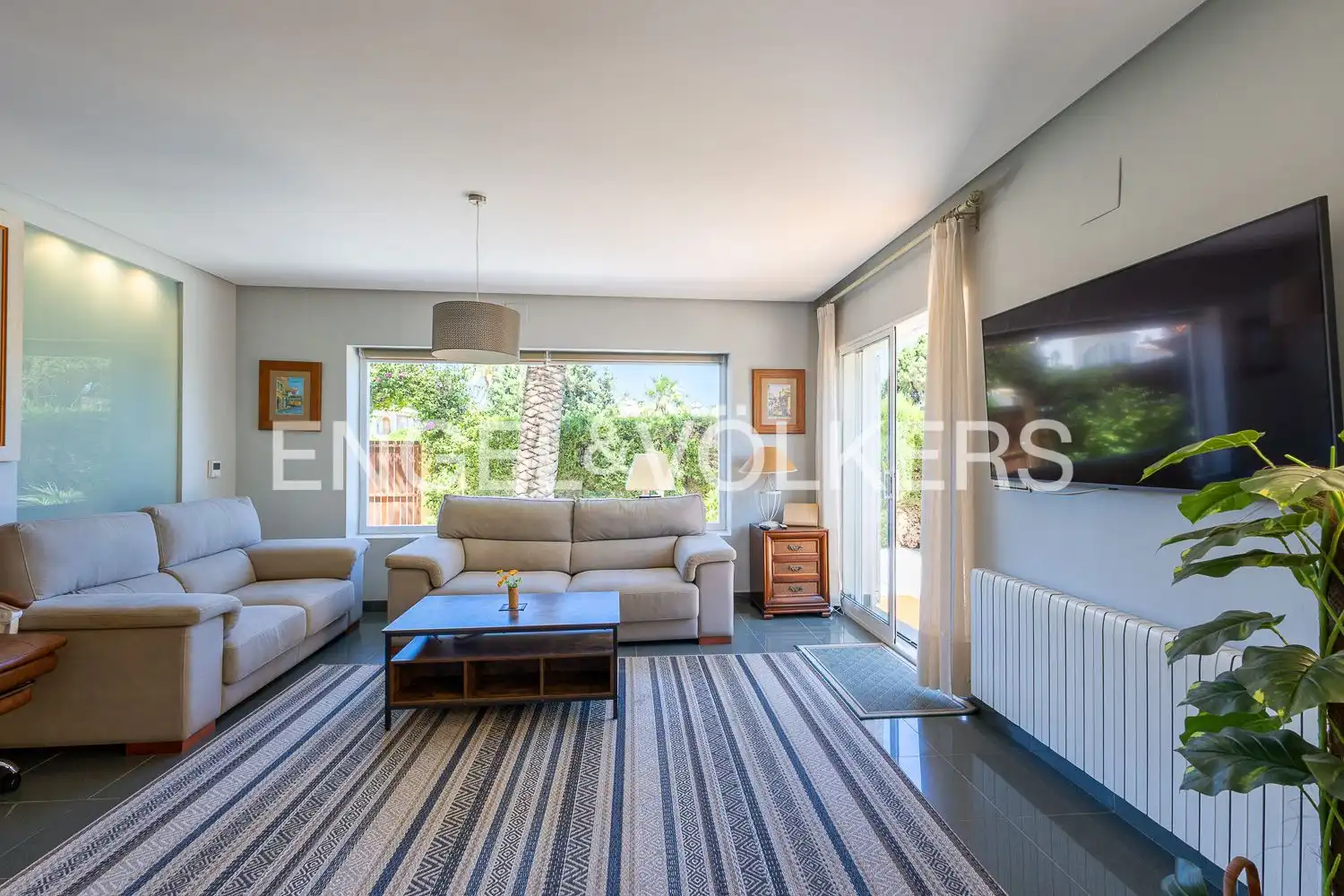 Vista exterior de Casa o chalet en venta en Dénia con Aire acondicionado, Calefacción y Jardín privado