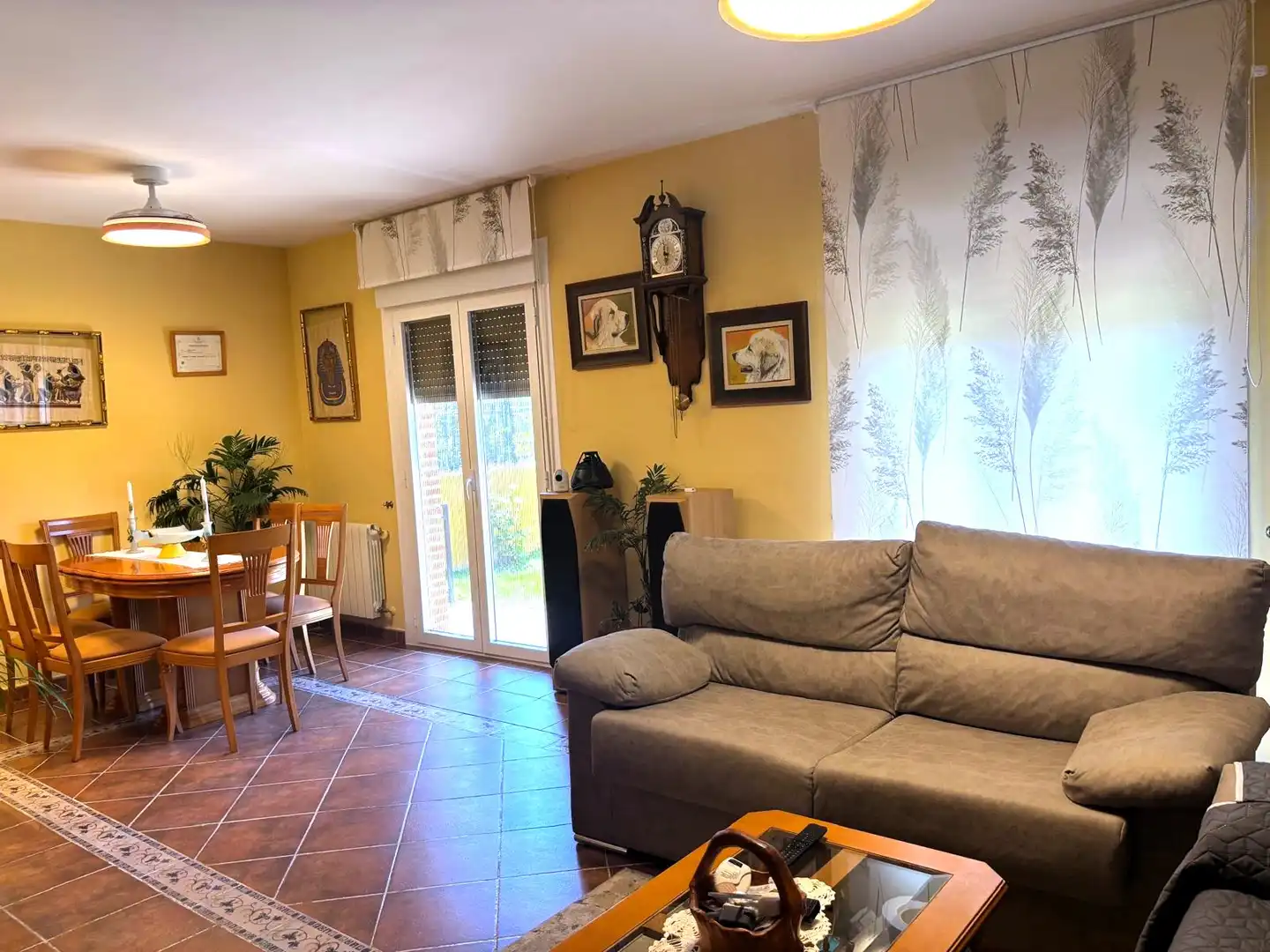 Sala d'estar de Casa o xalet en venda en Humanes de Madrid amb Calefacció, Jardí privat i Parquet