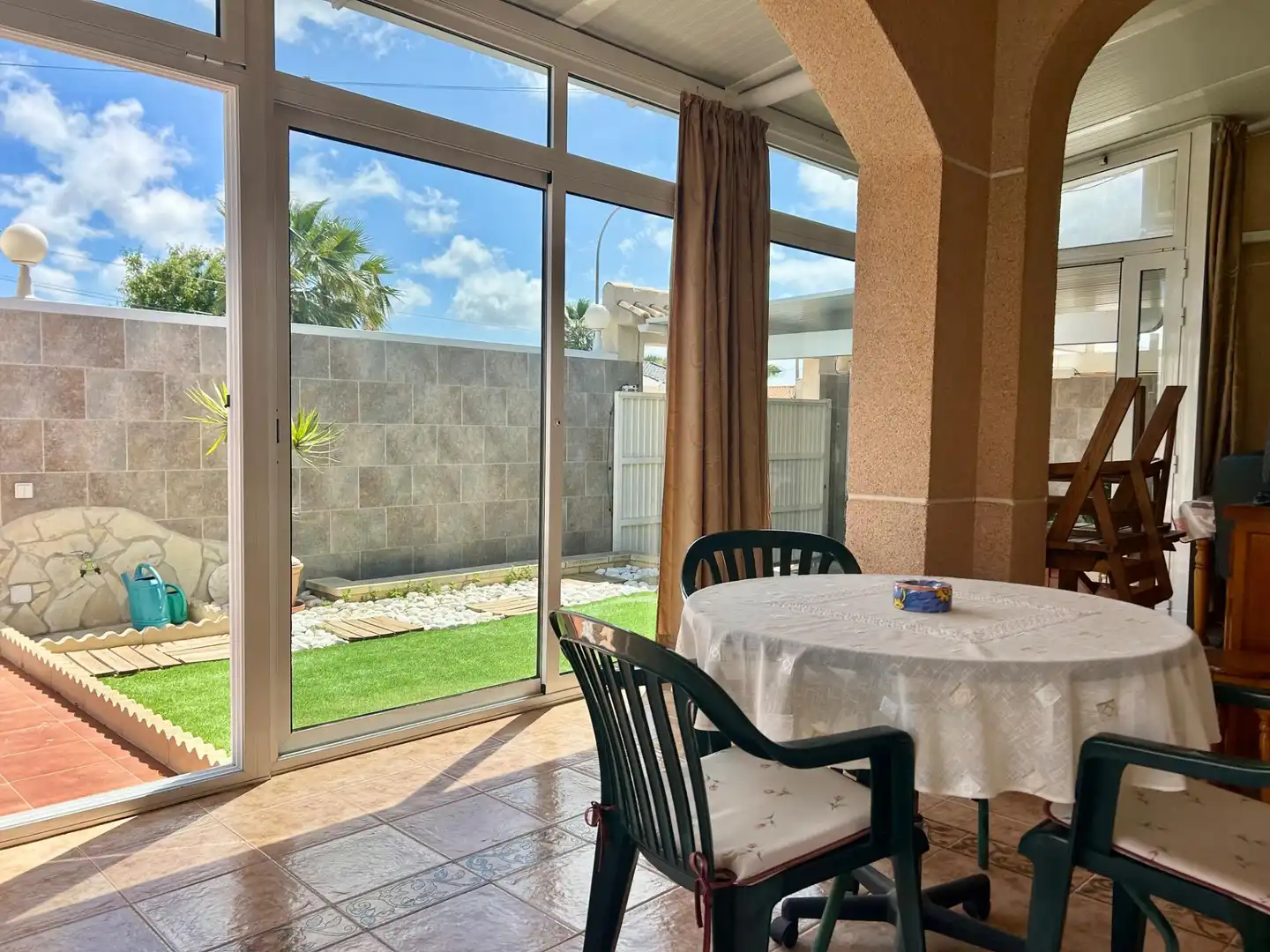 Terrassa de Casa o xalet en venda en Torrevieja amb Aire condicionat, Calefacció i Jardí privat