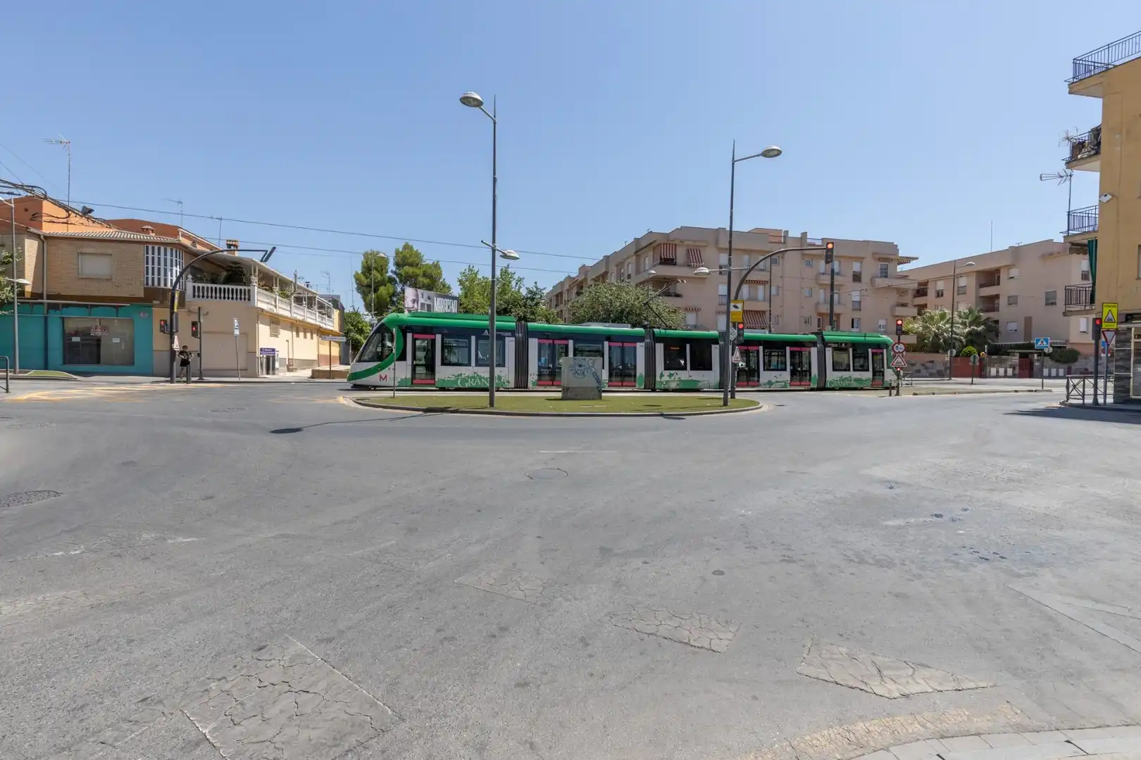 Vista exterior de Piso en venta en Maracena con Balcón
