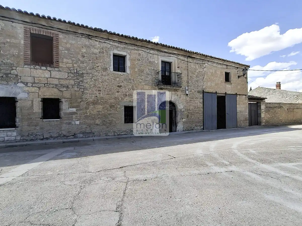 Vista exterior de Casa o xalet en venda en Villaverde-Mogina