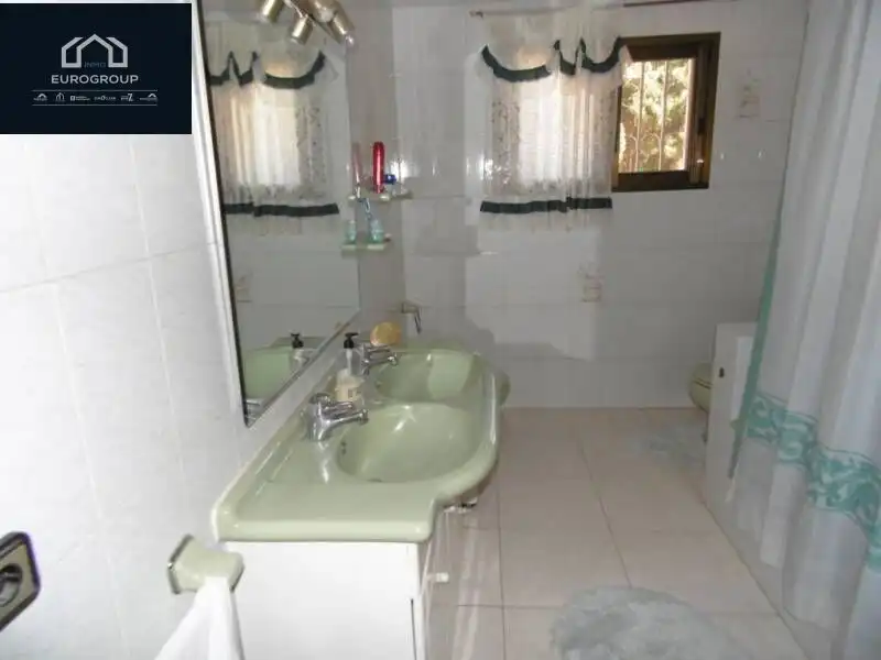 Chalet con piscina en venta en Urbanizaciones, imagen 18