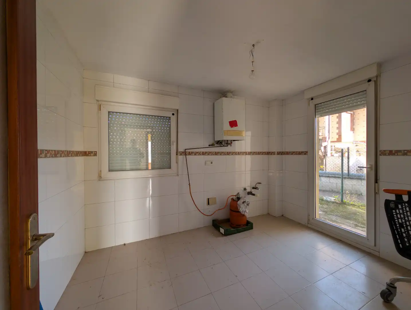 Cocina de Piso en venta en Castañeda con Calefacción, Terraza y Trastero