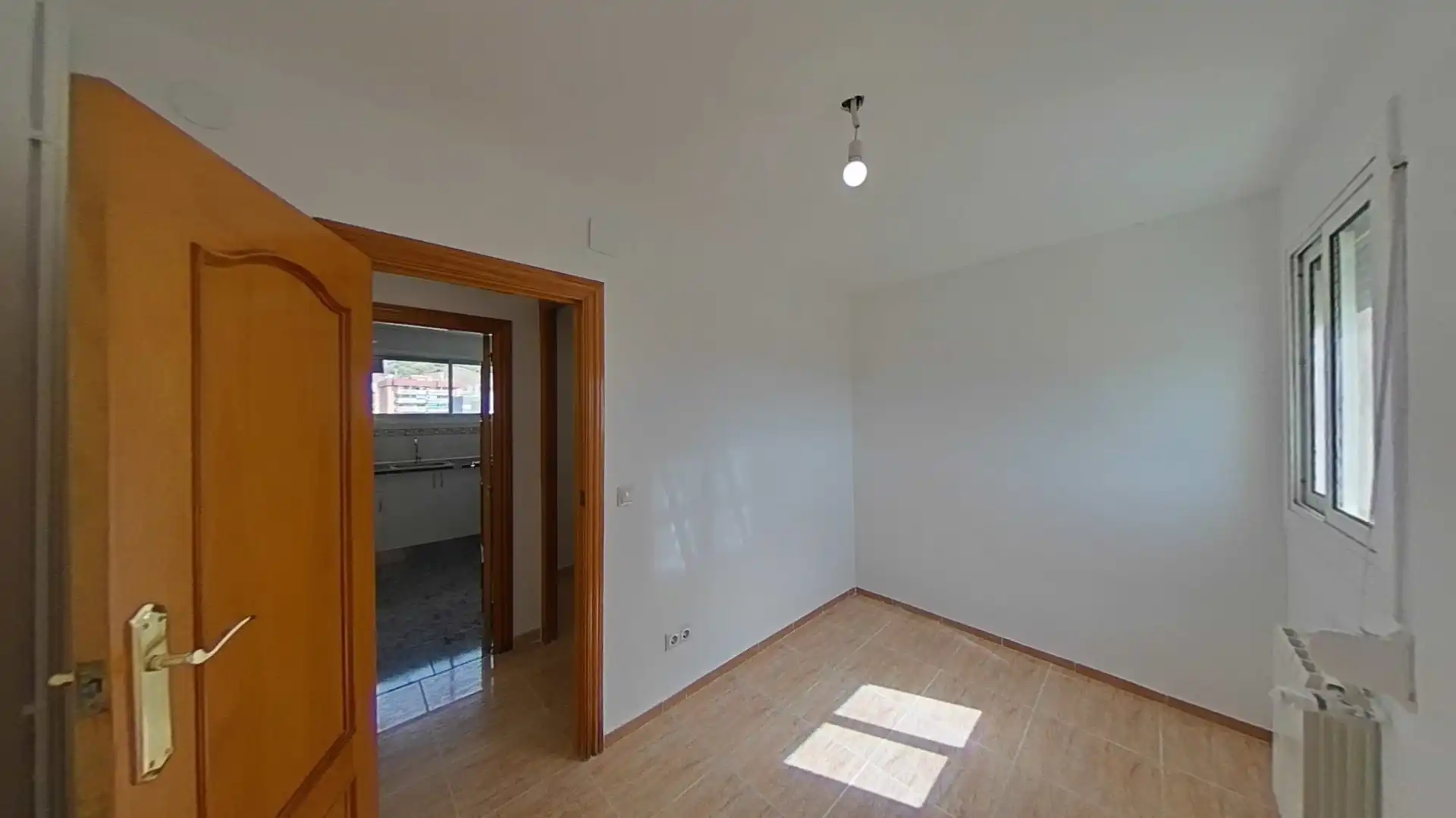 Habitación de Piso en venta en Barcelona con Calefacción y Amueblado