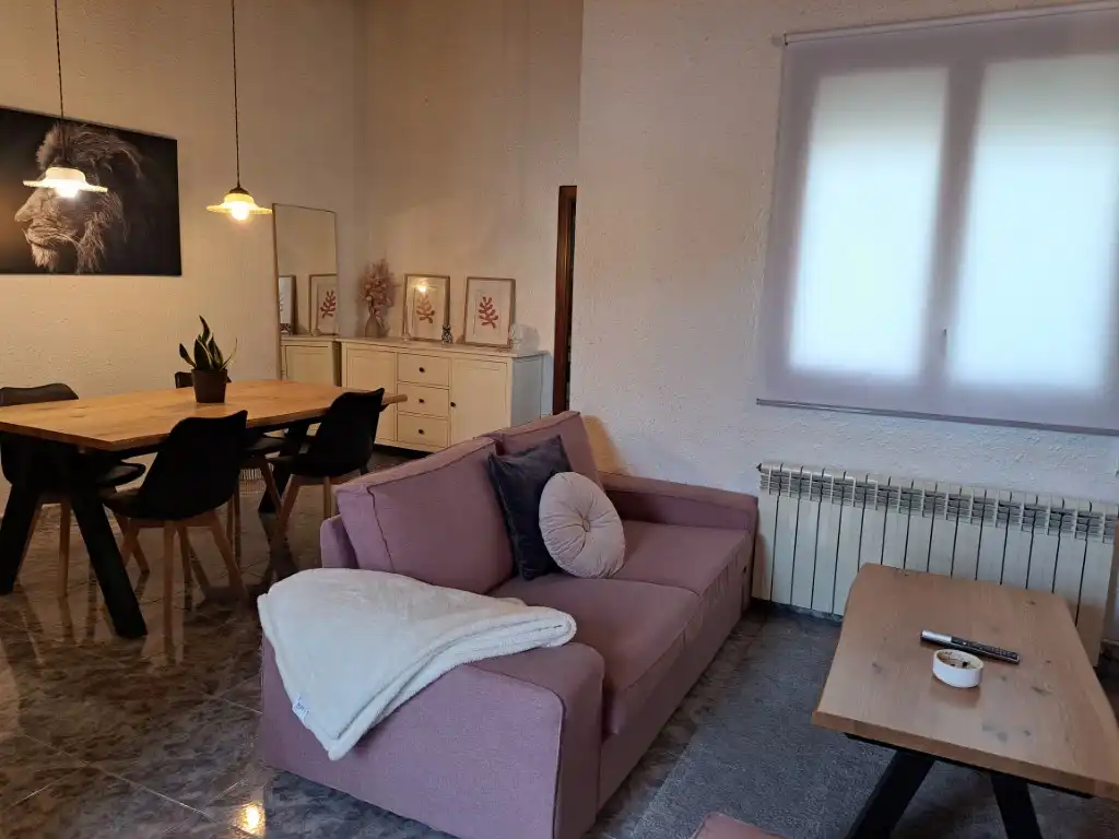 Sala d'estar de Àtic en venda en Berga amb Calefacció, Terrassa i Moblat