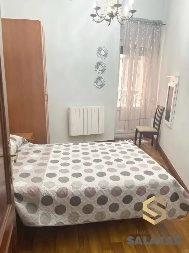 Flat with terrace to rent in Barrenkale, imagen 7
