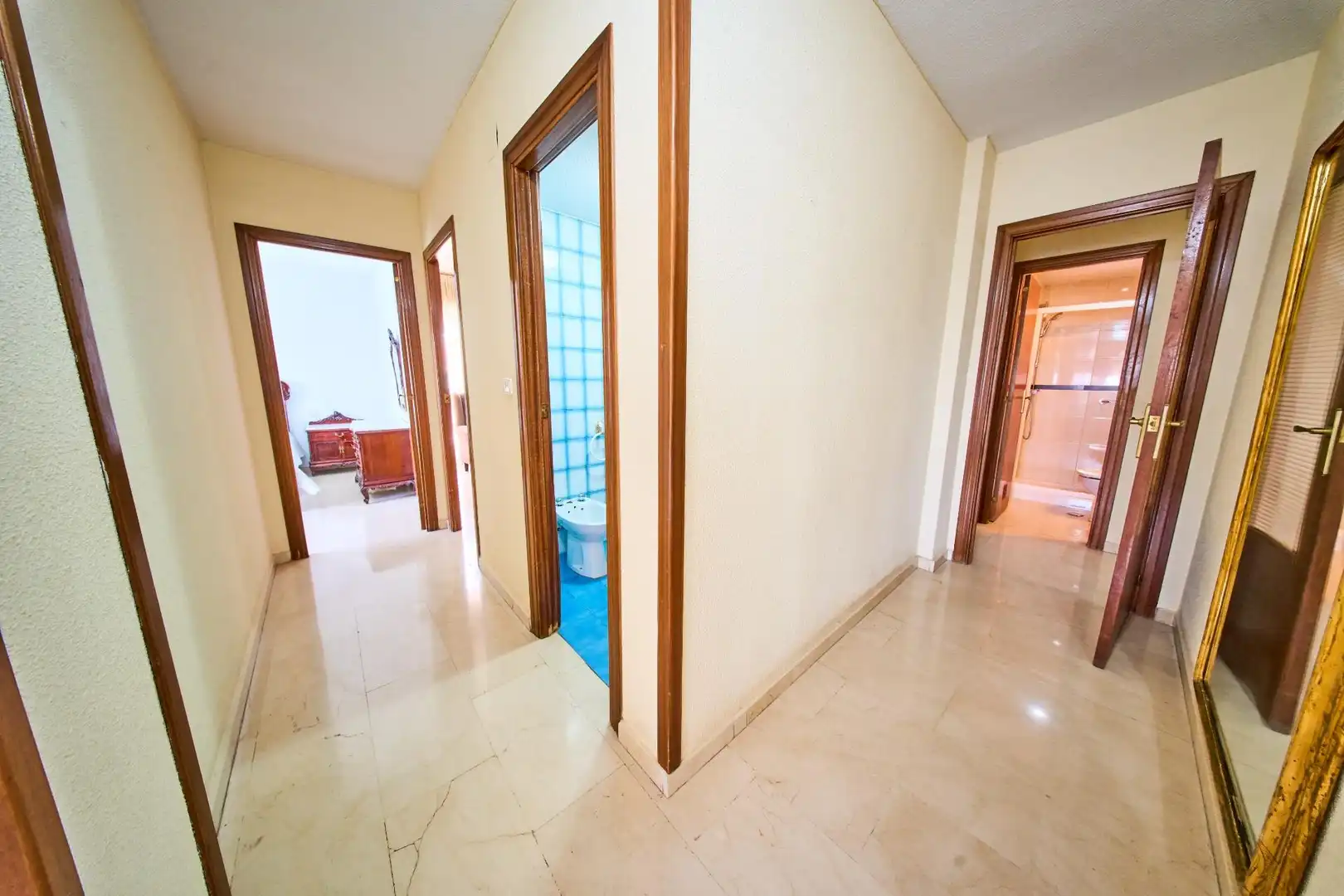 Flat for sale in Granada