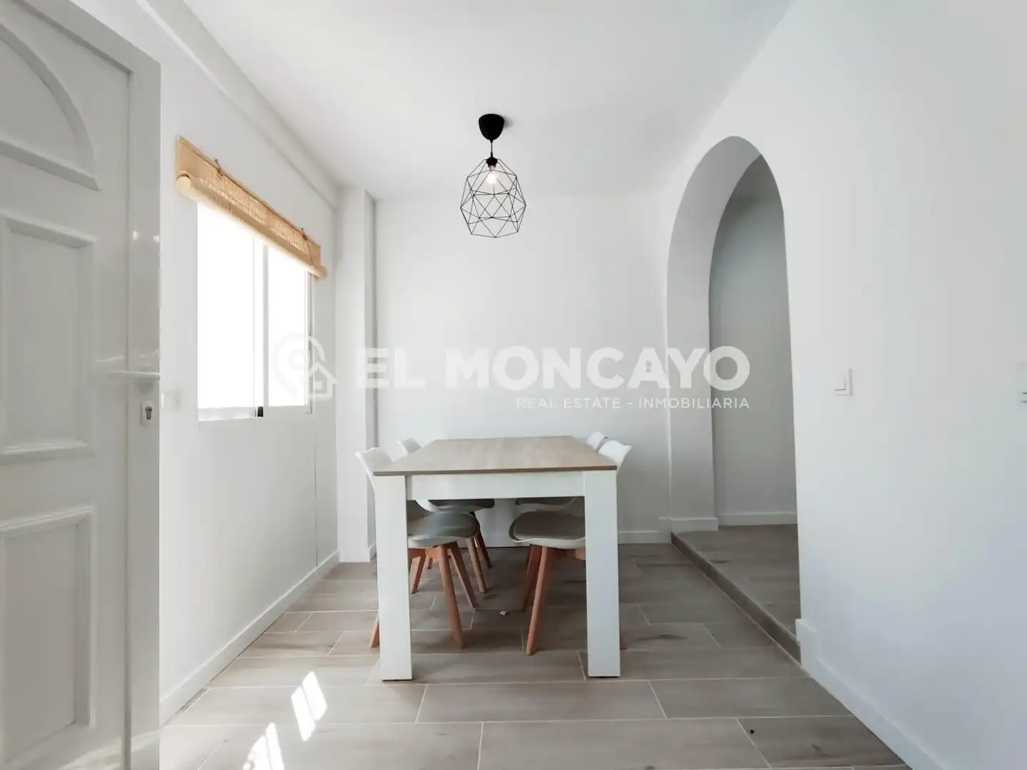 Menjador de Casa adosada en venda en Torrevieja amb Aire condicionat, Calefacció i Terrassa