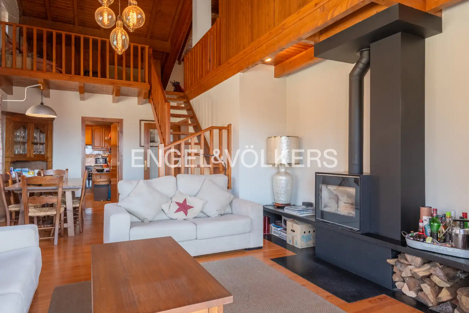 Sala de estar de Dúplex en venta en Ger con Calefacción, Parquet y Terraza